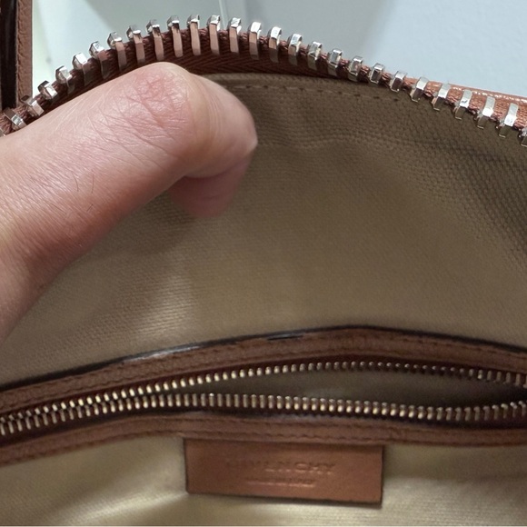 Givenchy Antigona Tan Leather Handbag - Picture 11 of 12